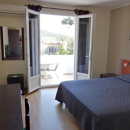 U Libecciu Hotel Macinaggio (Corsica)