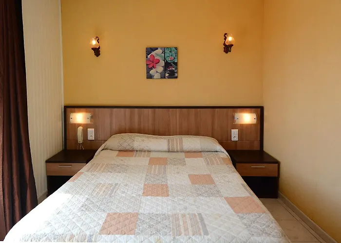 Hotell U Libecciu Macinaggio (Corsica)